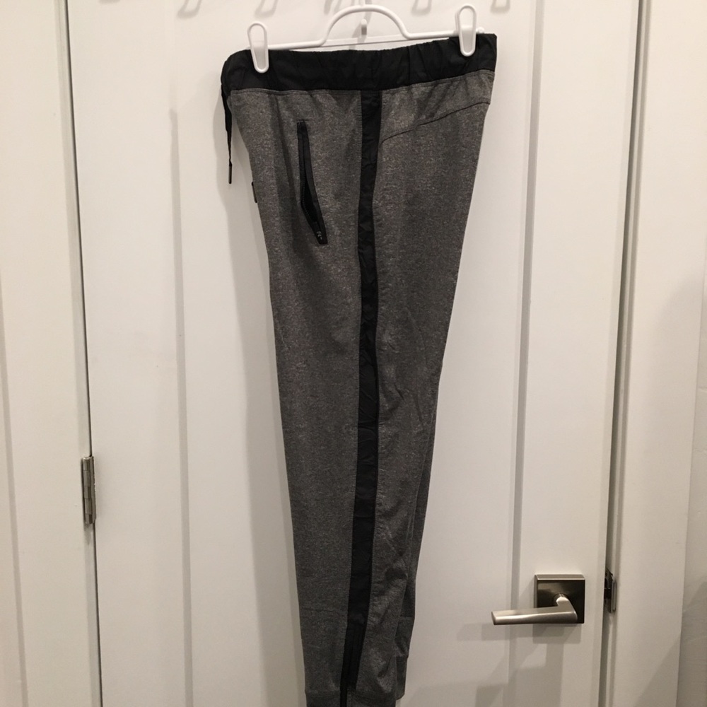 NWOT Calvin Klein Joggers